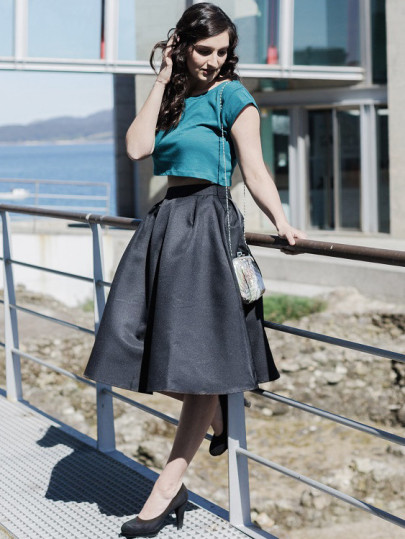 Black Flare Pleated Midi Skirt