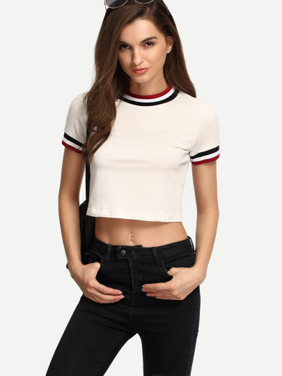 Camiseta escote redondo manga corta crop -beige