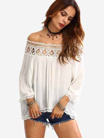 Blouse avec crochet épaule dénudée