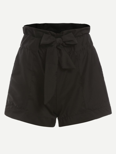 Shorts volantes con cordón - negro