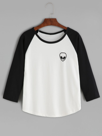 Camiseta manga raglán con bordado de ET - negro