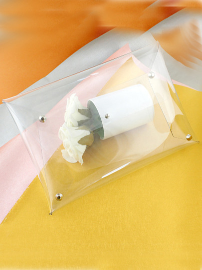 sac à main en forme d'enveloppe