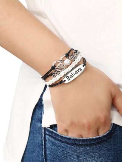 bracelet motif aile