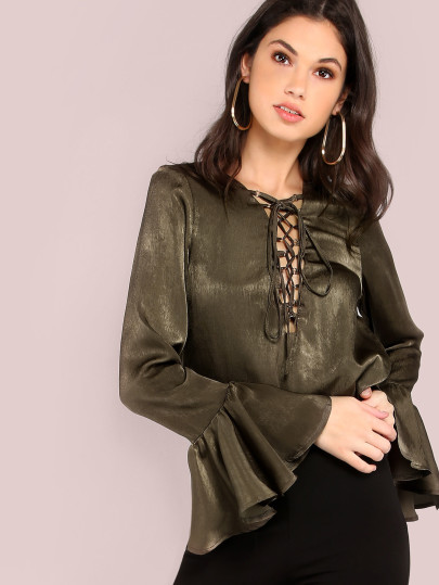 Blusa de satén con cordón cruzado - verde oliva