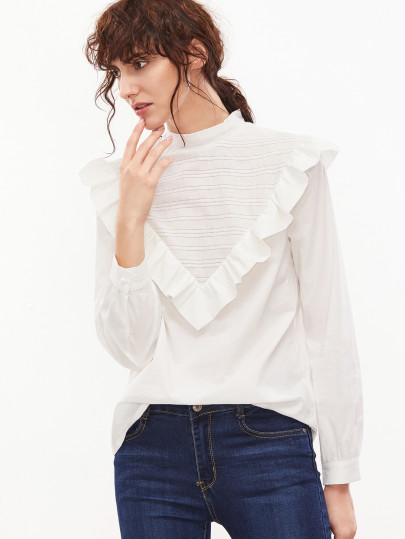 Blusa con bordado y volantes - blanco