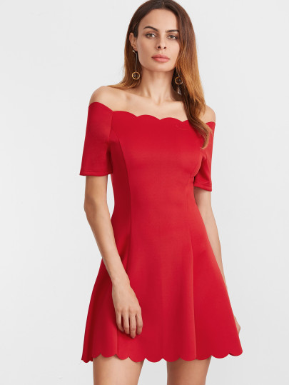 Vestido con hombros al aire y ribete festoneado - rojo