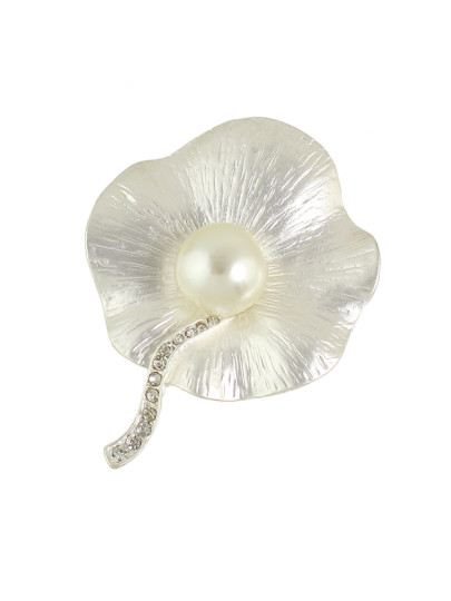 Broche en forme de fleur avec perle couleur argent