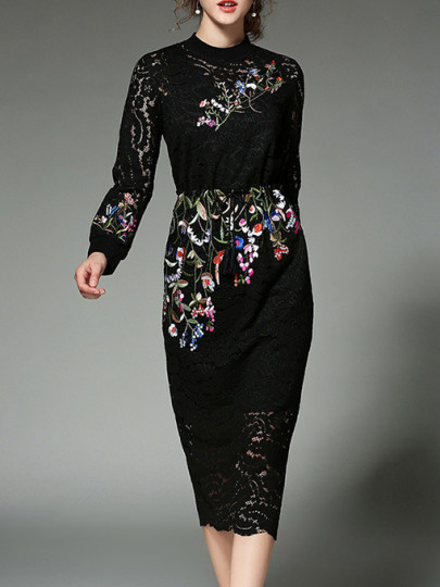 Vestido ajustado de encaje bordado de flores-negro