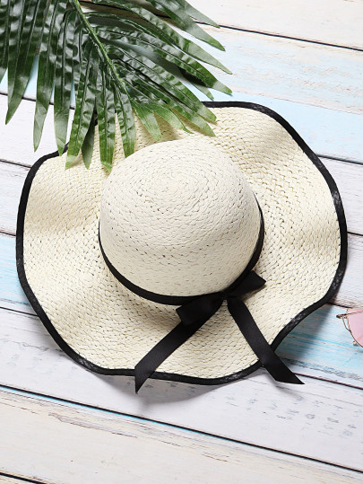 Sombrero de paja con ala ancha con diseño de cordón de lazo - blanco