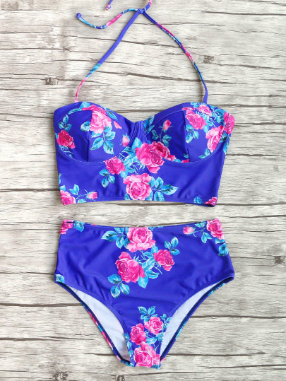 le maillot bleu des motifs floraux taille haute, ensemble