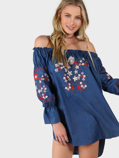 Robe en écossais à col bateau asymétrique avec broderie -bleu