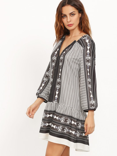 Robe imprimée vintage multicolore en V