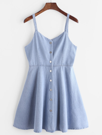 Das Tragen eines zugeknöpft Denim - blau