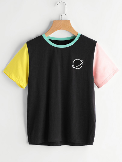 Camiseta con estampado en color block