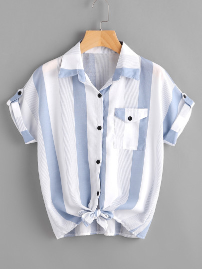 Blusa de rayas de mangas remangadas con nudo en la parte delantera
