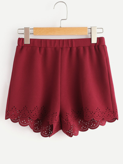 Shorts con cintura elástica con abertura a láser