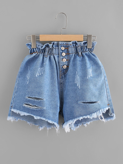Shorts con una botonadura en denim de fruncido