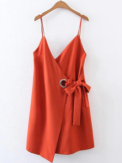 Vestido de tirante de cintura con lazo con diseño de aro