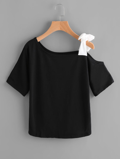 Camiseta con cordón de lazo