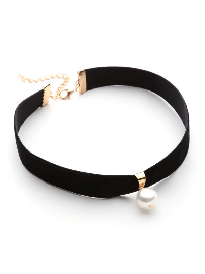 Collier en velours perles fausses embellies
