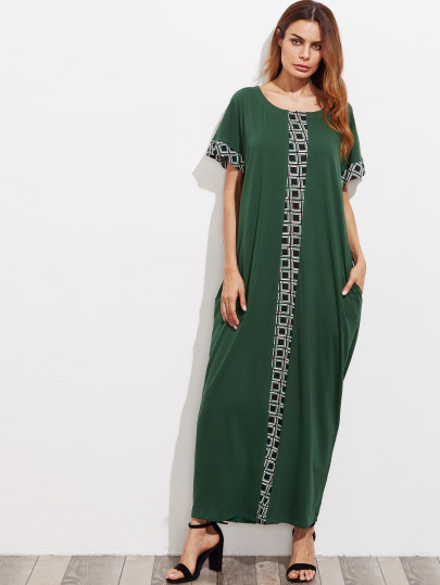 Vestido con panel en contraste