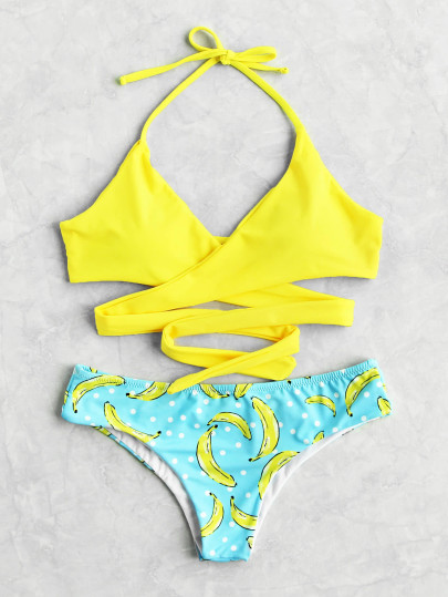 Set di bikini a pois con stampa di banana