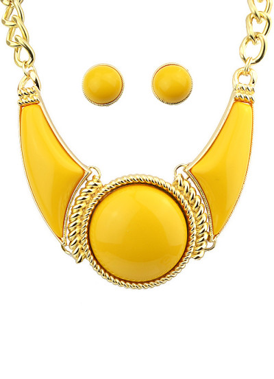 Yellow Gemstone Necklace With Earrings