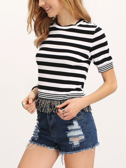 Top manga corta cuello redondo flecos crop -negro blanco Top manga corta cuello redondo flecos crop -negro blanco fotos