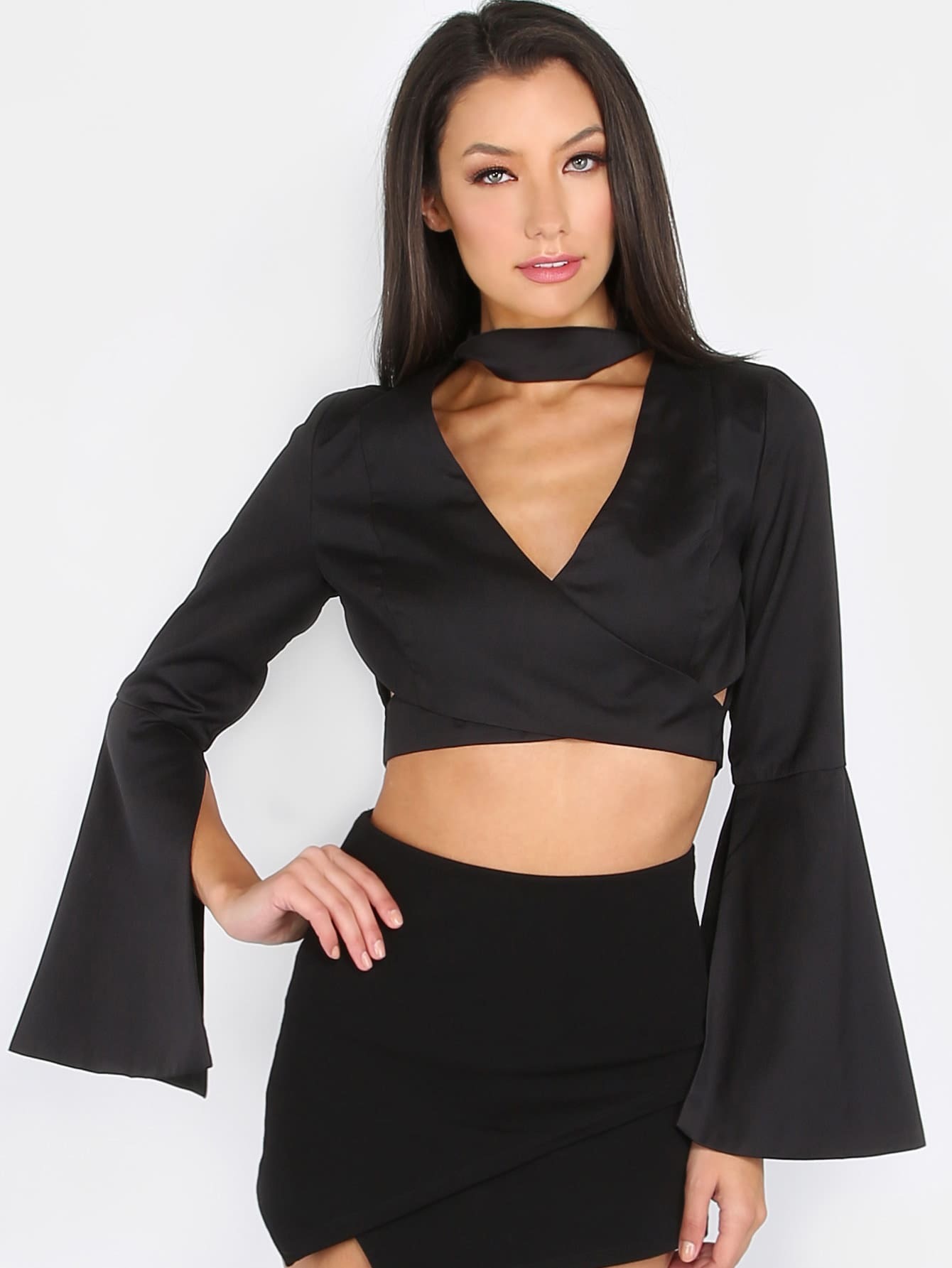 Choker Bell Sleeve Crop Top BLACK SheIn(Sheinside)