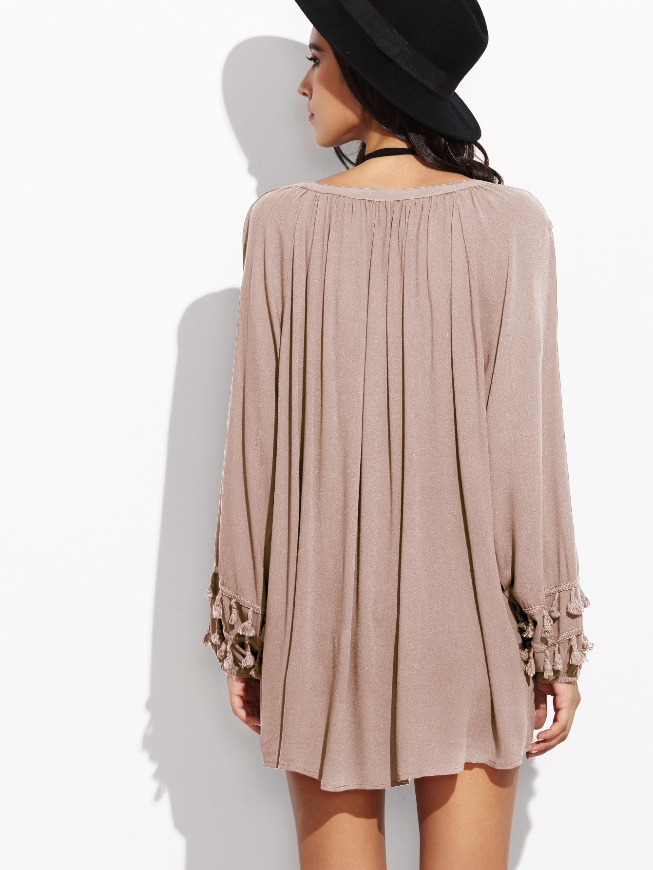 V Neck Fringe Trim Dip Hem Top SheIn(Sheinside)