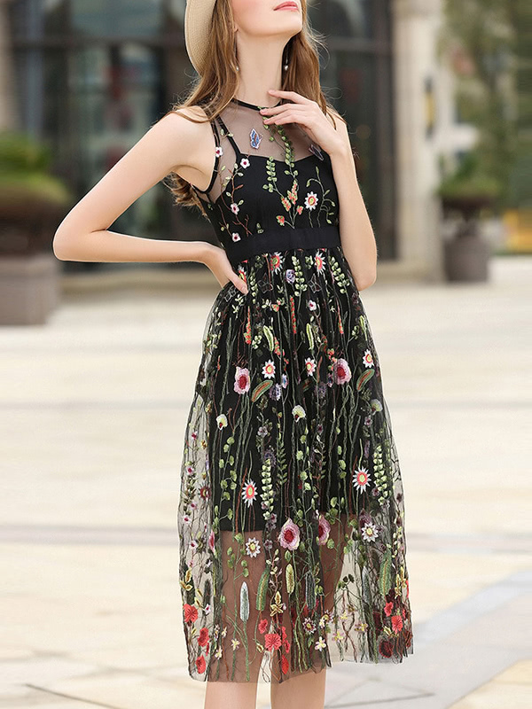 Vestido fino de gasa bordado de floresSpanish SheIn(Sheinside)