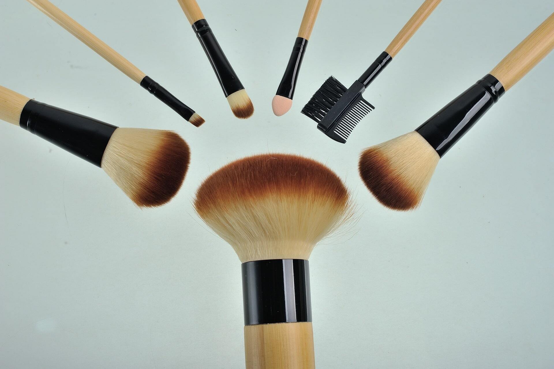 7pcs Professional Foundation Eye Shadow Blush Cosmetic Set Tools SheIn(Sheinside)