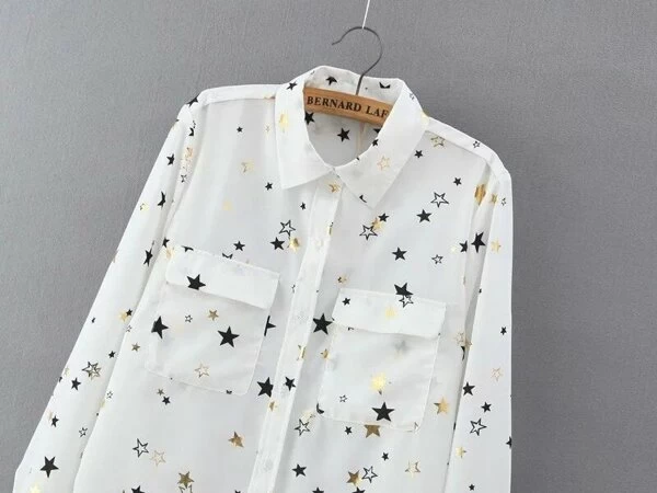 Blusa solapa manga larga con bolsillos estrellas blanco Blusa solapa manga larga estrellas blanca | Mode de Mujer
