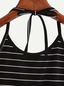 SHEIN Privé توب مخطط أسود رسن الياقة
