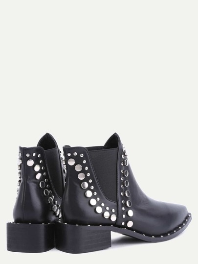 bottines pointues cloutées