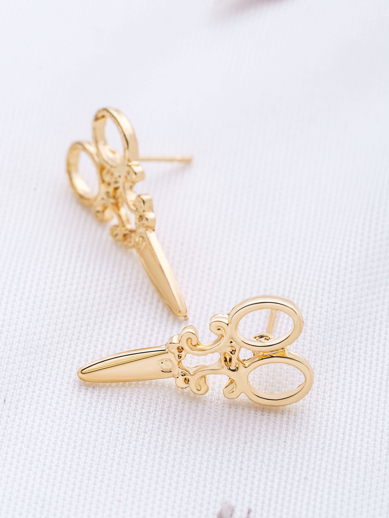Gold Scissors Shaped Stud Earrings SheIn(Sheinside)