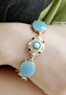 Blue Gemstone Gold Oval Link Bracelet