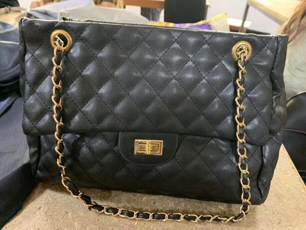 Quilted Satchel väska med kedja Quilted Satchel väska med kedja