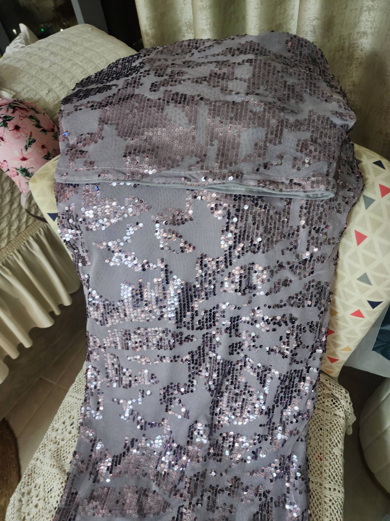 MISSGUIDED Y2K Futuristic Sequined Cowl Neck Spaghetti Strap