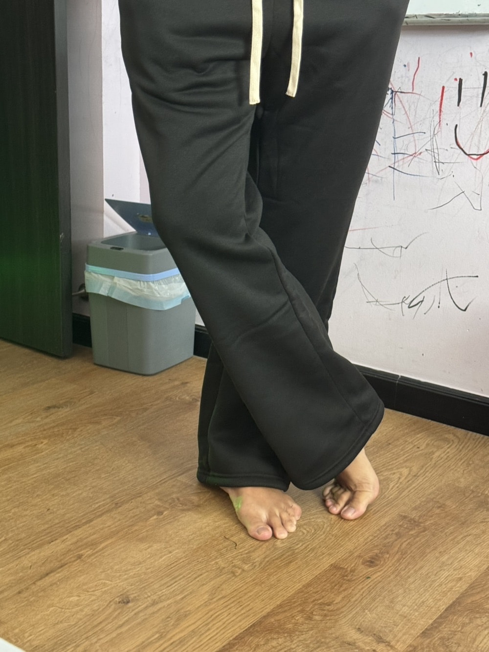 【Anyone more】Laki two-way string fleece pants Wąskie Chinosy Xx Ze Zwężaną Nogawką - Szary | Levi's® PL