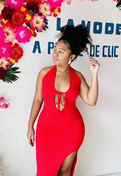MISSGUIDED Halter Neck Maxi Dress With Plunge Neckline And